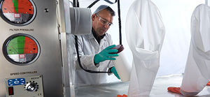 isolatore classe III / per l'industria farmaceutica / per distribuzione / di contenimento