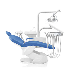 riunito odontoiatrico con illuminazione