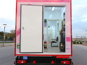 ambulatorio mobile di radiologia per mammografia
