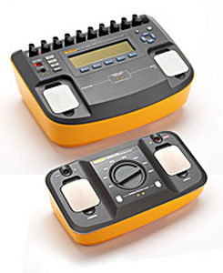 tester di defibrillatore esterno / di sicurezza elettrica / per stimolatori cardiaci esterni / portatile