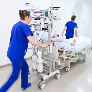 carrello di ancoraggio / di trasporto / per terapia intensiva / per dispositivi medici