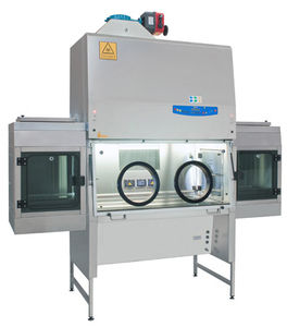 isolatore classe ISO 3 / per l'industria farmaceutica / con piede / glovebox