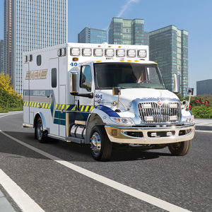 ambulanza con compartimenti