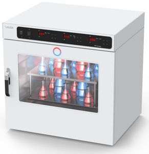 incubatore da laboratorio di biochimica