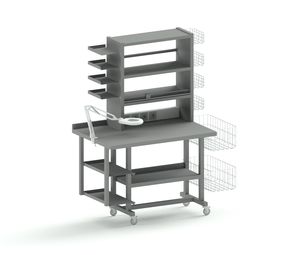 tavolo di procedura con cassetti