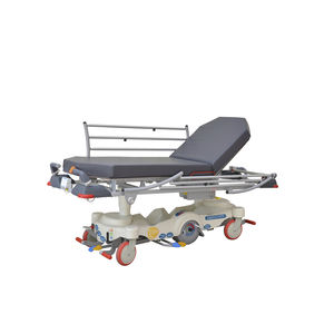 barella con carrello di emergenza