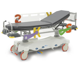 barella con carrello di emergenza
