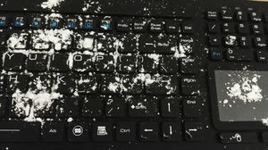 tastiera con touchpad 1