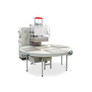 linea di produzione per sacche di sangue