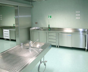 armadio per strumenti / per ospedale / a muro / in acciaio inossidabile