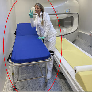barella con carrello da trasporto