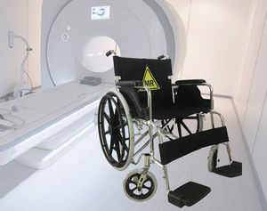 sedia a rotelle compatibile MRI