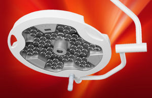 lampada scialitica a soffitto