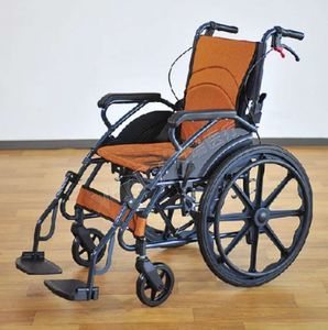 sedia a rotelle manuale
