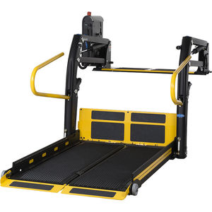 piattaforma elevatrice per sedia a rotelle