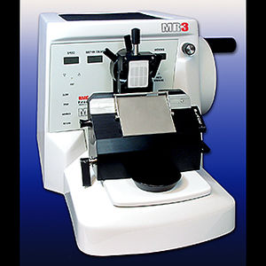 microtomo a motore