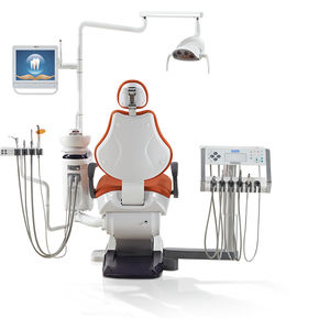 riunito odontoiatrico con monitor 1