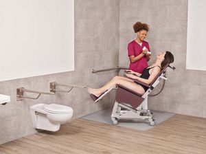 sedia da doccia con braccioli 1