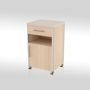 comodino con rotelle 1
