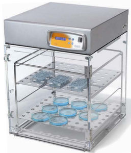 incubatore da laboratorio ad aria forzata