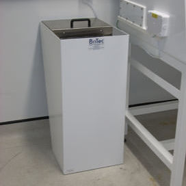 armadio per radioisotopi 1