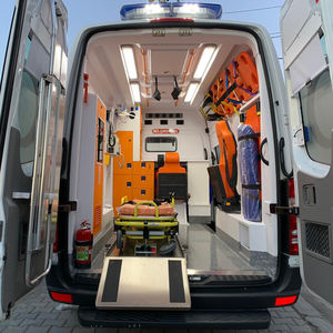 ambulanza furgone / tipo B / tipo A / tipo C