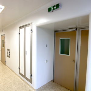 porta ermetica / scorrevole / per sala operatoria / per terapia intensiva