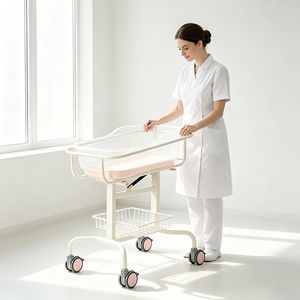 culla pediatrica ad altezza regolabile 1