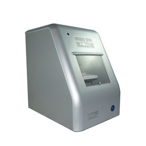 analizzatore biochimico automatico / per l'uomo / da banco / per microbiologia