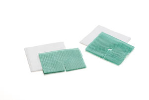 compressa di garza / sterile / non aderente