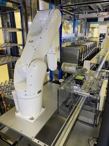 robot di distribuzione per laboratori 1