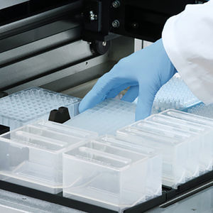 rack da laboratorio per micropiastre 1