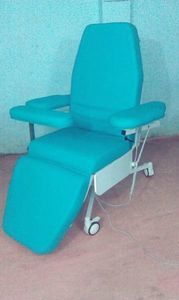 poltrona per prelievo di sangue elettrica