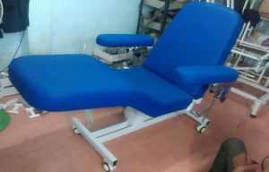 poltrona per prelievo di sangue elettrica 1