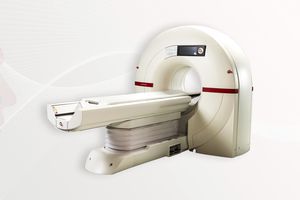 scanner a raggi X per tomografia cardiovascolare