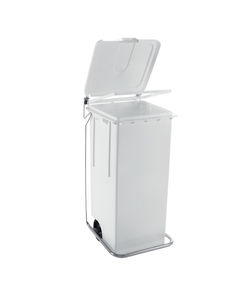 pattumiera in plastica 1