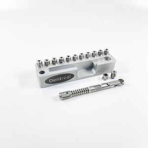 strumentario chirurgico per implantologia dentale