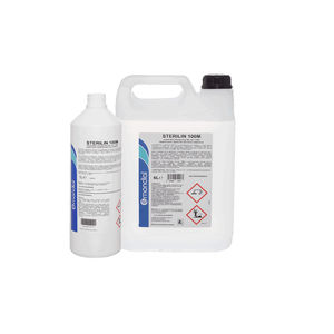 disinfettante per pavimenti e altre superfici