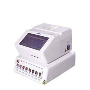 analizzatore immunologico interamente automatizzato