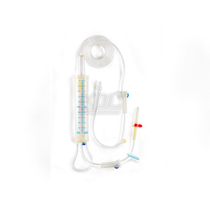 set di infusione con filtro per la prevenzione della contaminazione da particelle