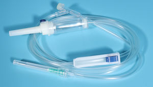 set di infusione intravenoso
