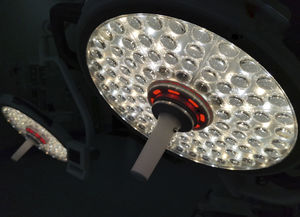 lampada scialitica mobile