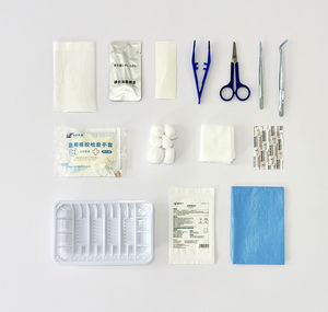 kit medico per garze e cerotti