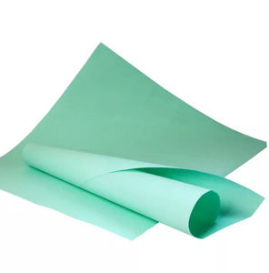 lenzuolo di protezione per lettino da visita 1