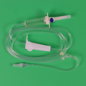 set di infusione con connettore a Y 1