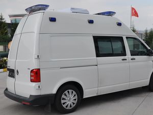 ambulanza per rischi infettivi