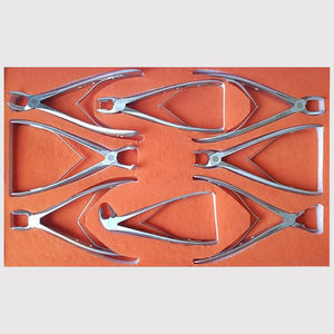strumentario chirurgico per estrazione dentale