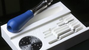 strumentario chirurgico per implantologia ossea 1