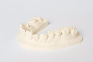 materiale odontoiatrico in pietra