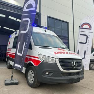 ambulanza per rischi infettivi 1